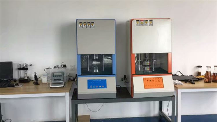 5實(shí)驗(yàn)機(jī)門尼粘度計(jì) (1).jpg